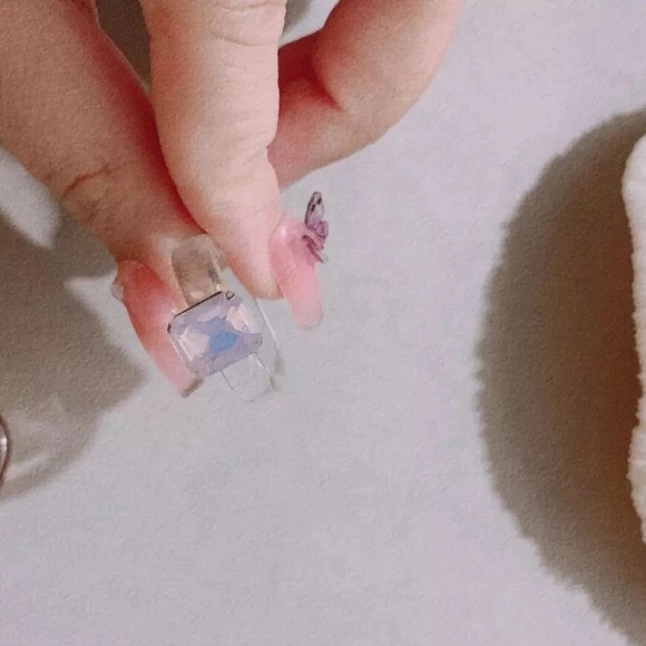 rings - Picture 5 of 10